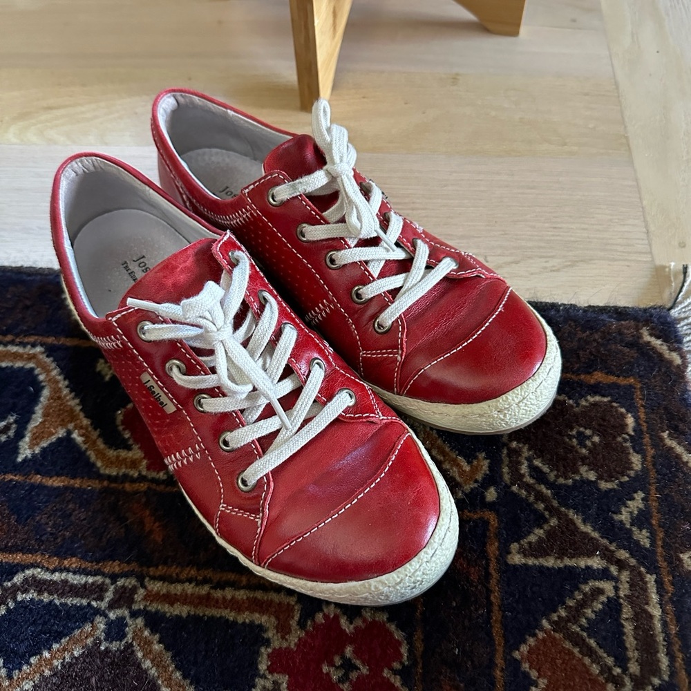 Josef Seibel in red 🔴 Size 38 EU